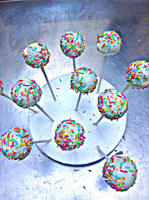 Cake pops per Carnevale