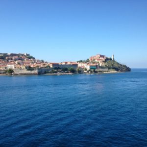 L'sola d'Elba vista dal traghetto